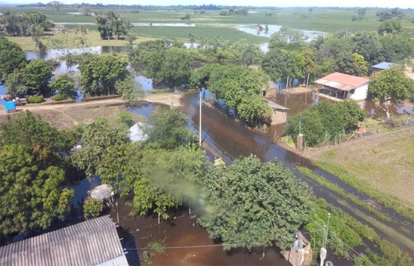 Defensa Civil eleva a 13.000 cantidad de familias damnificadas por inundaciones 