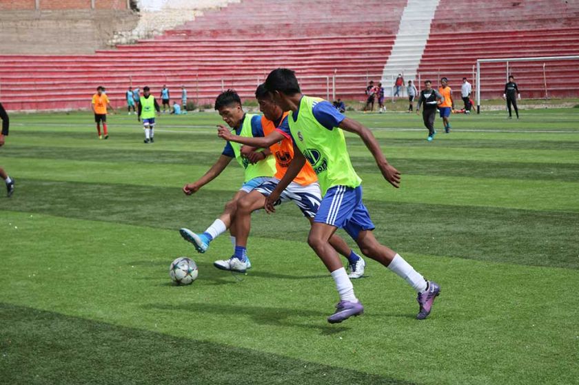 Más 200 jugadores asistieron al estadio “Potosí” para las pruebas de Real