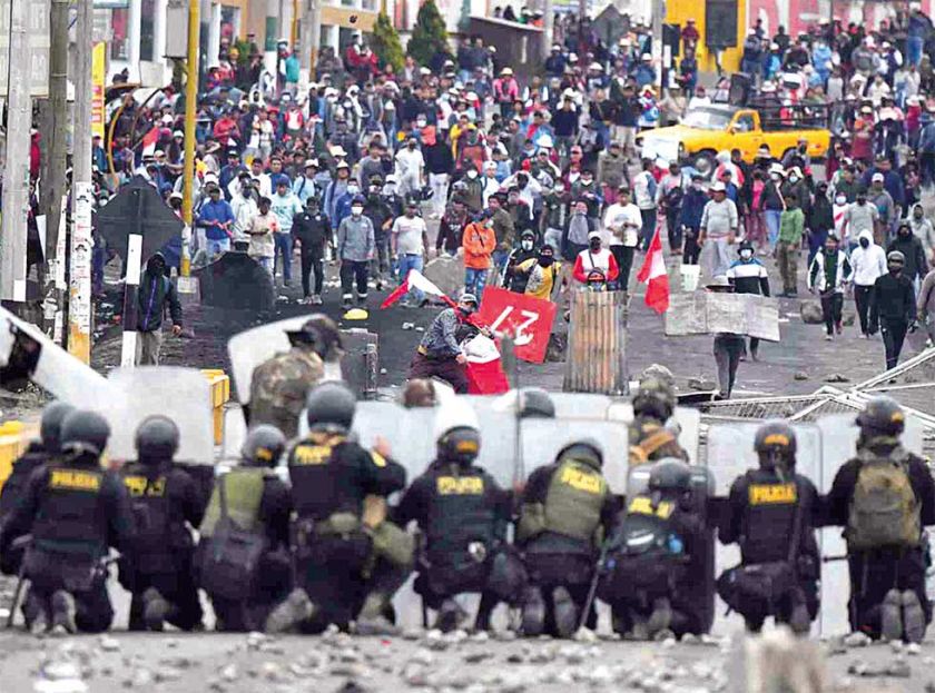 En Perú investigan participación de las fuerzas de seguridad