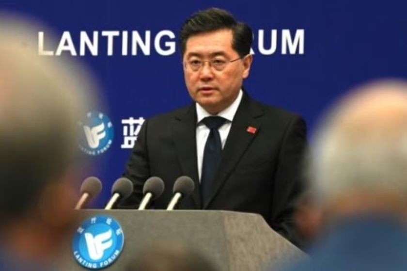 China, muy "preocupada" por conflicto en Ucrania, llama a "promover diálogo"