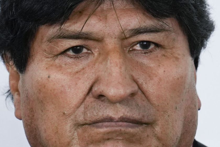 Presentan denuncia penal contra Evo Morales por conspiración y seducción de tropas