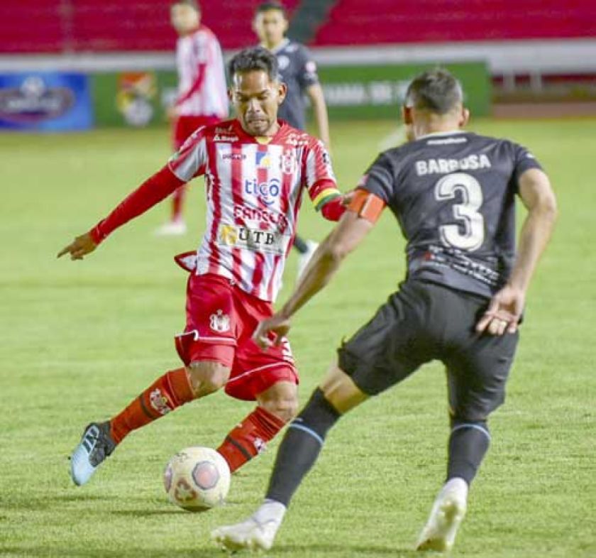Aurora domina el historial con Independiente