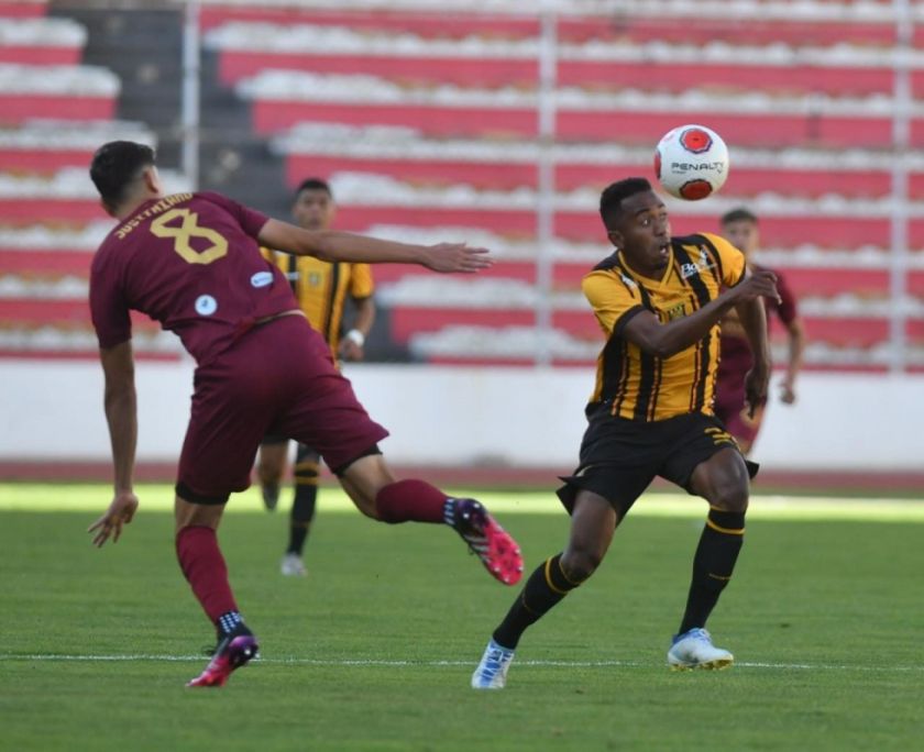 El Tigre sigue arriba con remontada