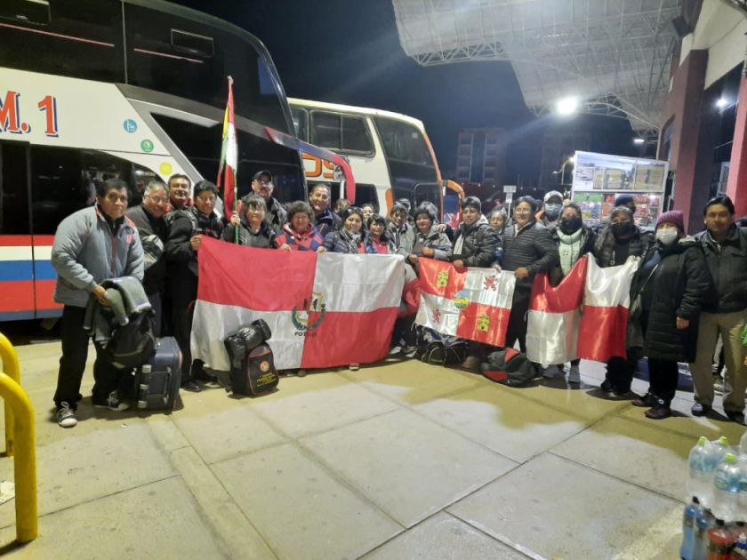 Maestros urbanos ya se encuentran en la ciudad de La Paz