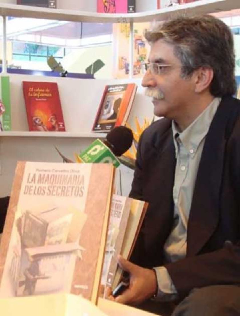 Homero Carvalho gana en categoría de lauro Eduardo Abaroa 