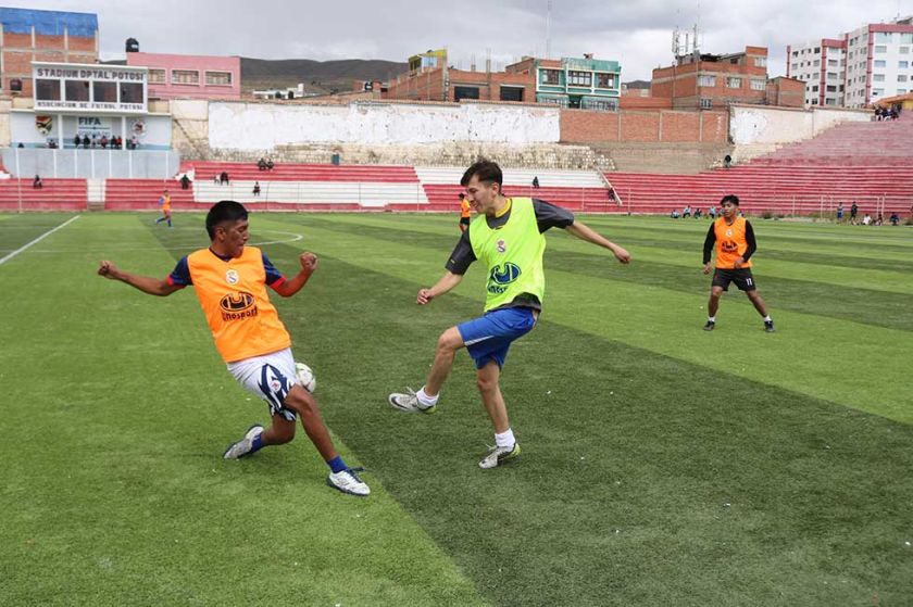 El técnico Espada fortalecer la definición en el equipo de Real Potosí