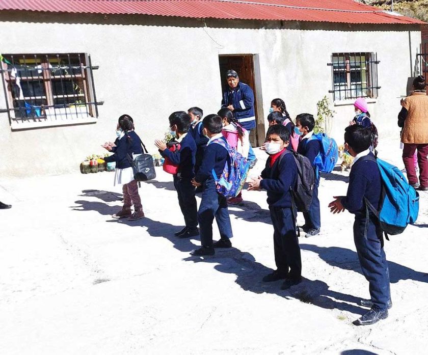 La población estudiantil sube en áreas con alta actividad minera