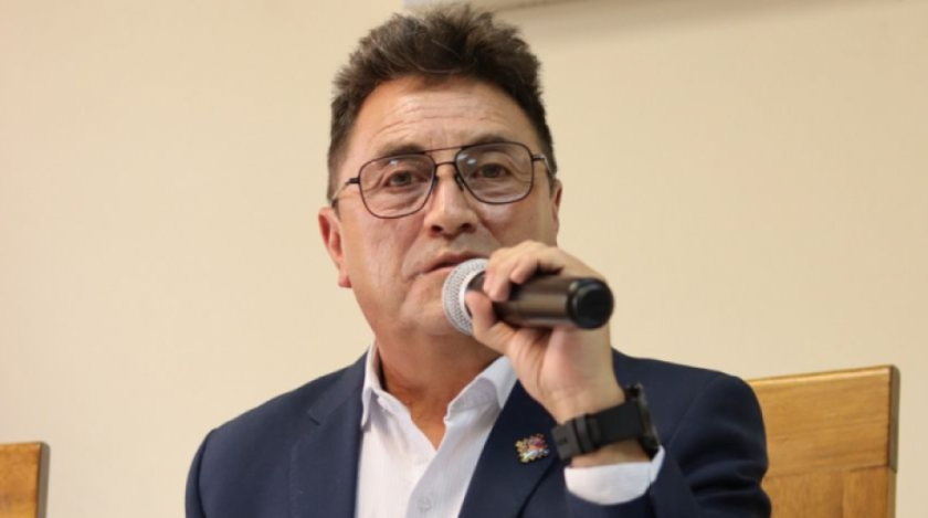 Ministerio de Minería asegura que Villavicencio sigue en funciones como ministro