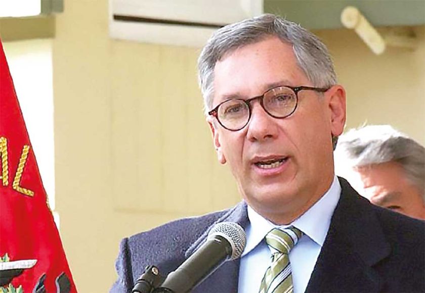 Sugieren cambiar desfiles y otros actos por debates