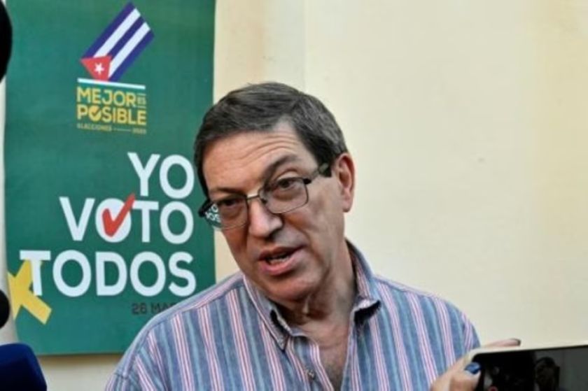 Los cubanos acuden a las urnas para renovar la asamblea nacional