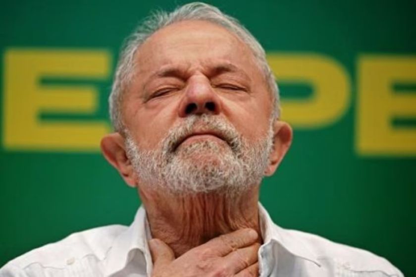 Lula suspende viaje a China por una neumonia