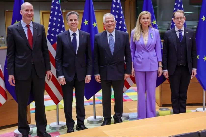 EEUU y la UE presumen de buena sintonía y lanzan mensajes a Rusia y China