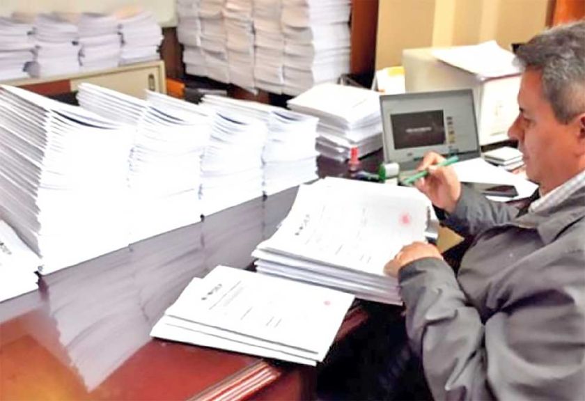 TSE responde a juristas y justifica requisito tildado de “imposible”
