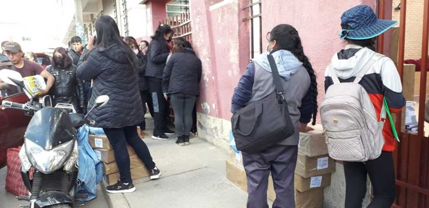 Entrega de textos divide a autoridades y Fteup