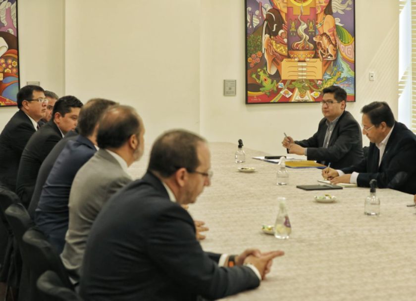El presidente Luis Arce se reunió con empresarios privados y acuerdan un trabajo ‘coordinado’