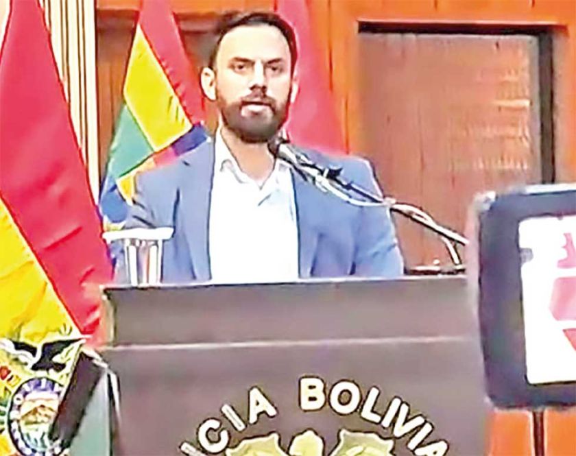 Del Castillo acusa a Romero de gestar un “golpe” a Arce