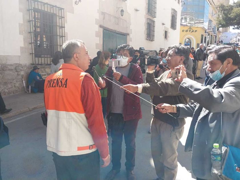 Los periodistas se movilizan en rechazo al proyecto de ley 305