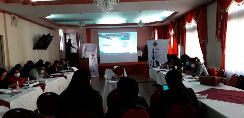 Capacitan a salubristas sobre enfermedades emergentes y remergentes