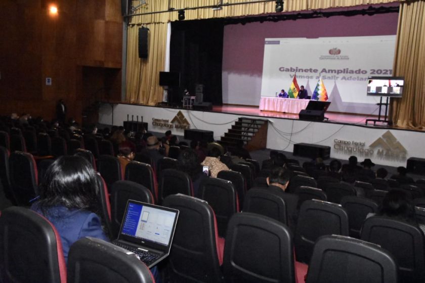 Presidente Arce convoca este sábado a un gabinete ampliado para realizar una evaluación de la gestión