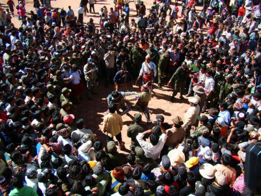 Macha abre Fiesta de la Cruz al turismo nacional y mundial