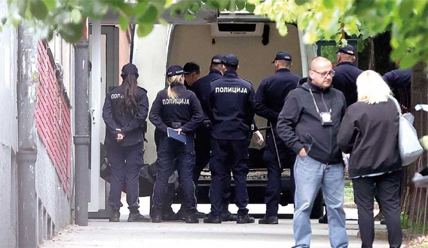 Adolescente mata a ocho  alumnos en una escuela