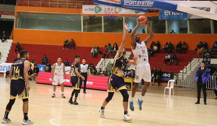 Calero reta a Saracho con la obligación de ganar