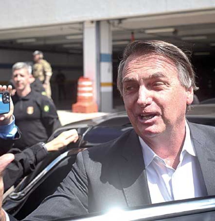 Bolsonaro reitera que no  se vacunó contra el covid