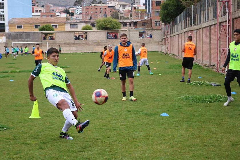 Equipos potosinos trabajan mentalizados en la Copa Simón Bolívar