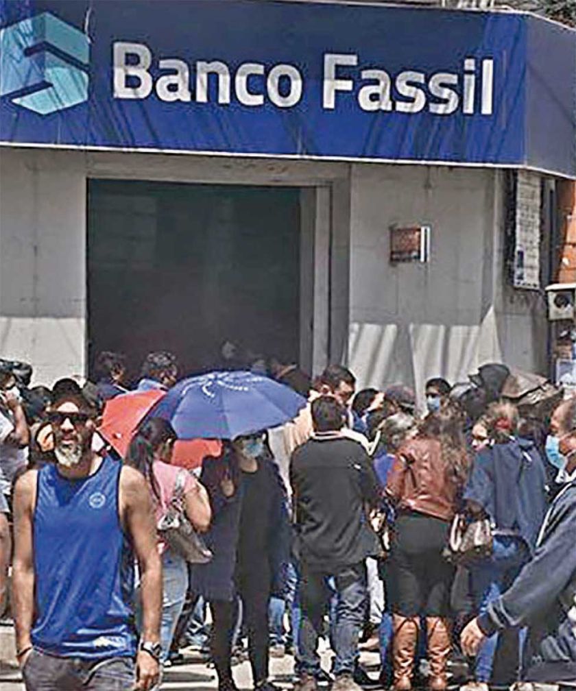 Casi diez bancos interesados en adquirir cartera de Fassil