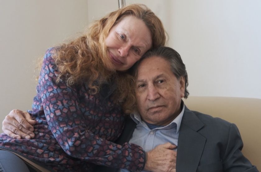 Esposa de Toledo deja EE.UU. y vuela a Israel pese a ser solicitada en extradición por Perú