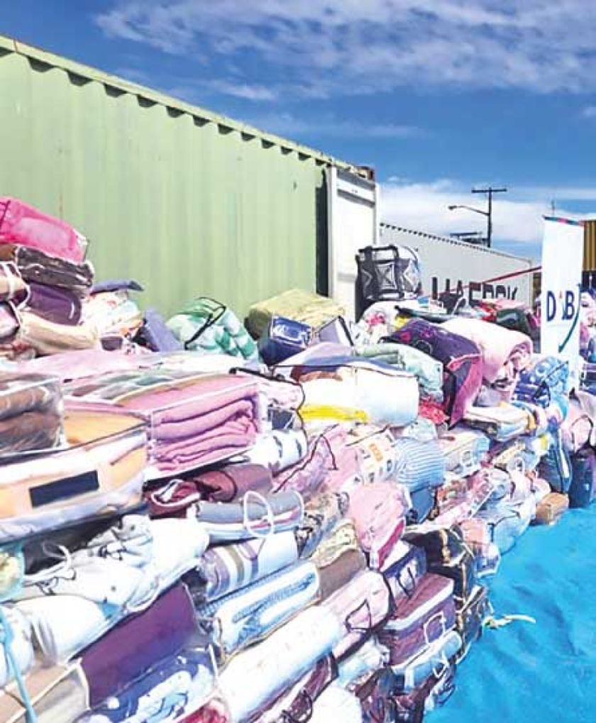 Aduana comisa toneladas de prendas de dormir