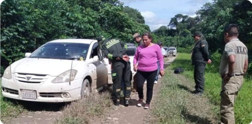 Encuentran a una pareja acribillada dentro de un vehículo en Chimoré