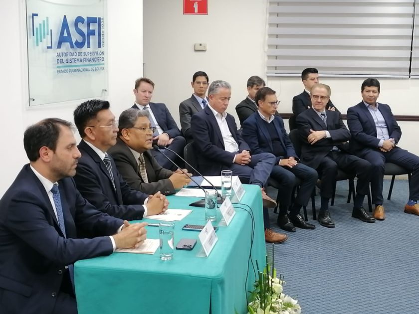 Nueve bancos se adjudican la cartera de Fassil, habrá devolución de ahorros