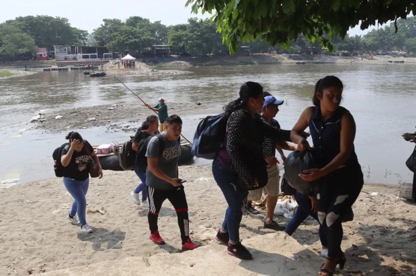 La frontera sur de México, sin reforzamiento de seguridad y abierta al paso de migrantes