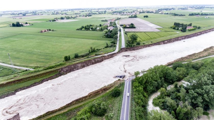 Alerta roja en Emilia Romaña: 9 muertos y más de 20.000 evacuados