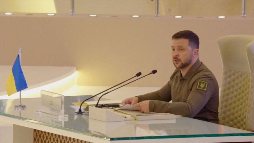 Zelenski exige "independencia" sobre la invasión rusa de Ucrania en cumbre de Liga Árabe