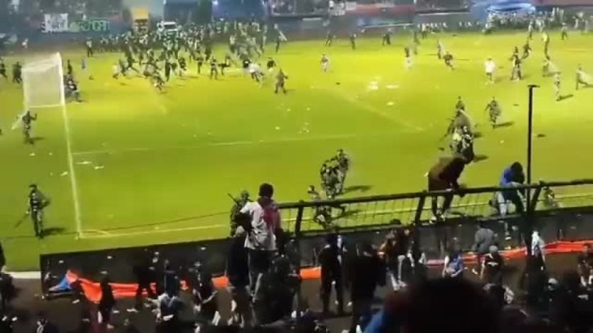 Una de las mayores tragedias en estadios de fútbol en los países de la región