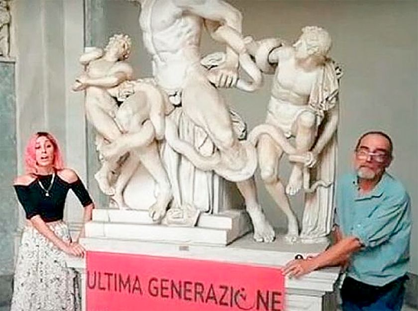Vaticano juzga a activistas por Laocoonte