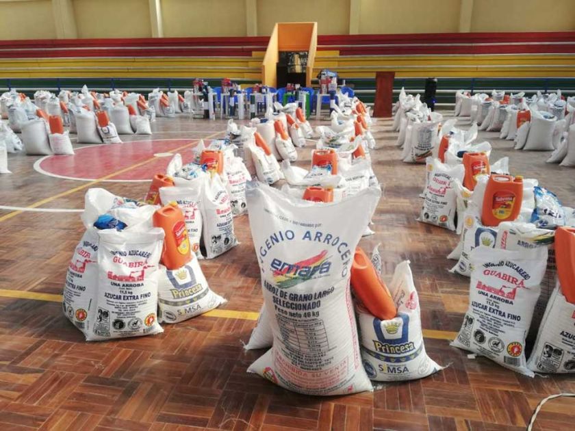 Programan entrega de alimentos secos para familias damnificadas