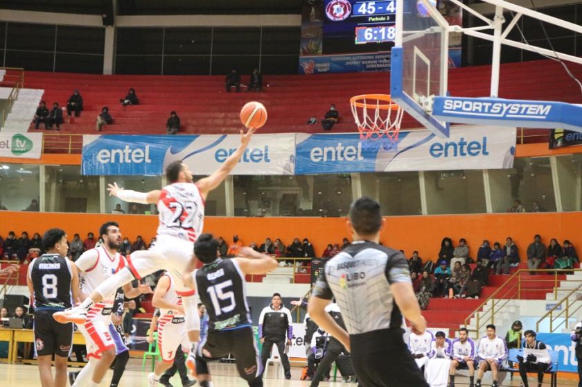 Nacional Potosí gana y acecha a Pichincha en la tabla  