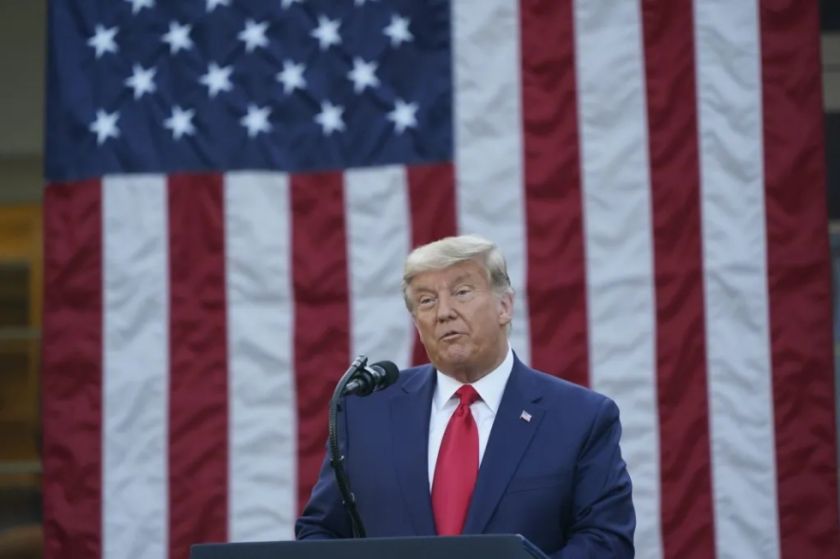 Donald Trump afronta 37 cargos criminales por el manejo de documentos clasificados