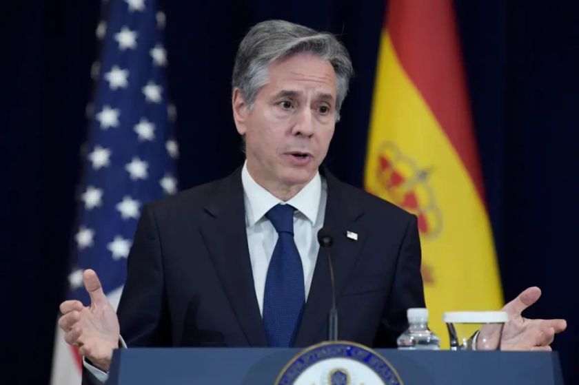 Blinken viaja a China para garantizar una comunicación “abierta y responsable” con EE.UU.