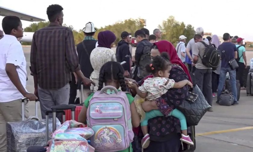 Guerras como las de Ucrania o Sudán elevan el flujo de refugiados al récord de 110 millones