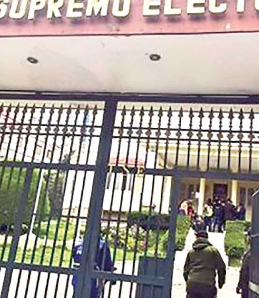 Tribunal Electoral retrocede y deja sin efecto suspensión de vocales