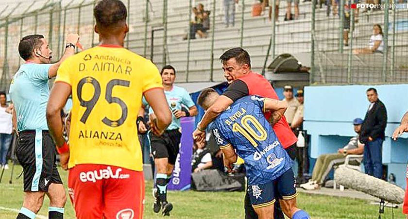 El que la hace...