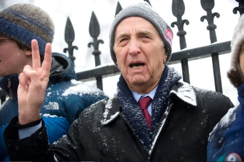 Muere Daniel Ellsberg, quien filtró los Papeles del Pentágono sobre la guerra de Vietnam