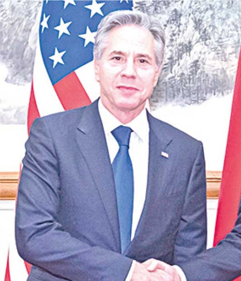 Blinken baja ‘in extremis’ tensión de EEUU y China