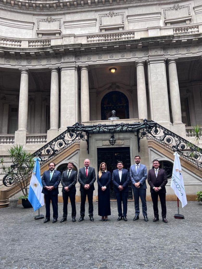 En reunión de ministros del Mercosur, Bolivia destaca avances en la transición energética 