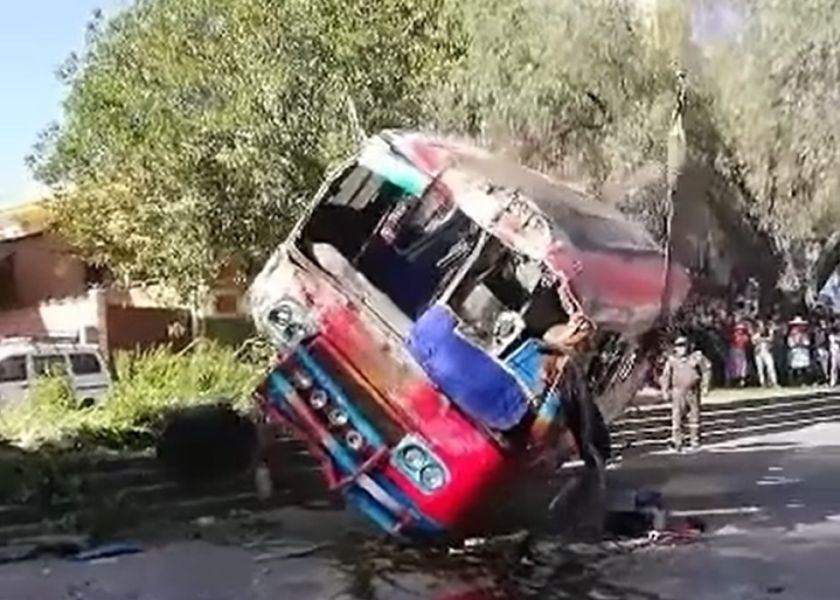 Cochabamba: Juez dispone detención domiciliaria para el conductor de un micro por el choque múltiple 