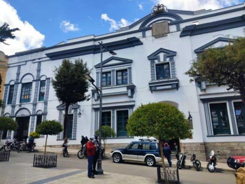 Denuncian un posible complot en la alcaldía y anuncian cambios